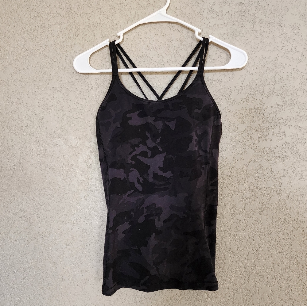 Lululemon Camo Tank Top Size 4 With Padding